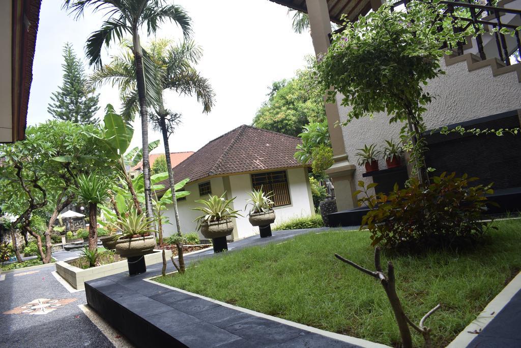 Bendesa Accommodation Kuta Lombok Esterno foto